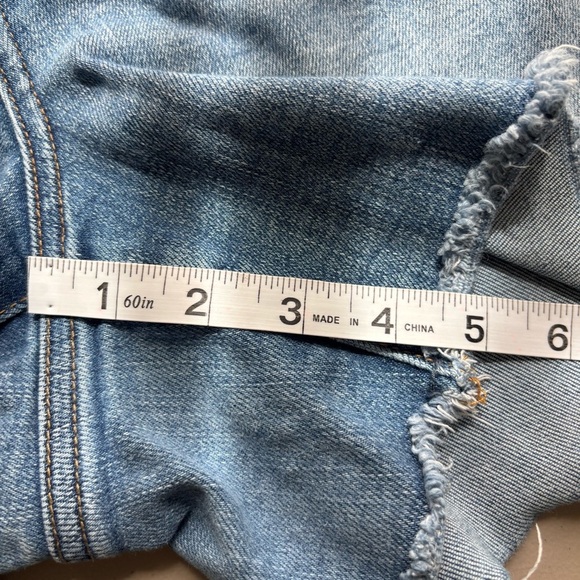 Judy Blue Hi Rise denim destroyed Women cutoff jean medium wash Shorts 1XL - Picture 6 of 8